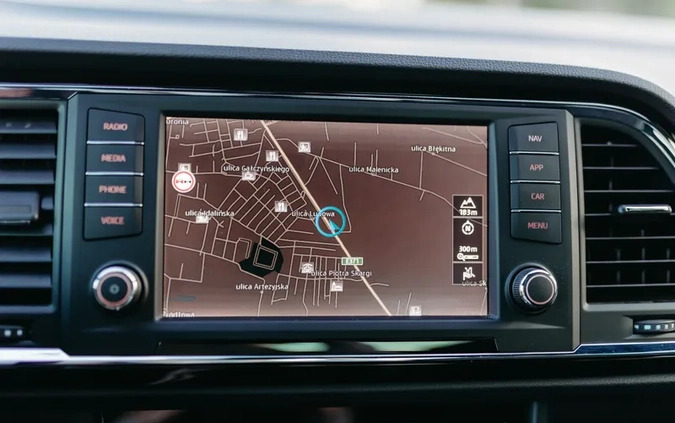 Seat Ateca cena 98500 przebieg: 125000, rok produkcji 2018 z Radom małe 781